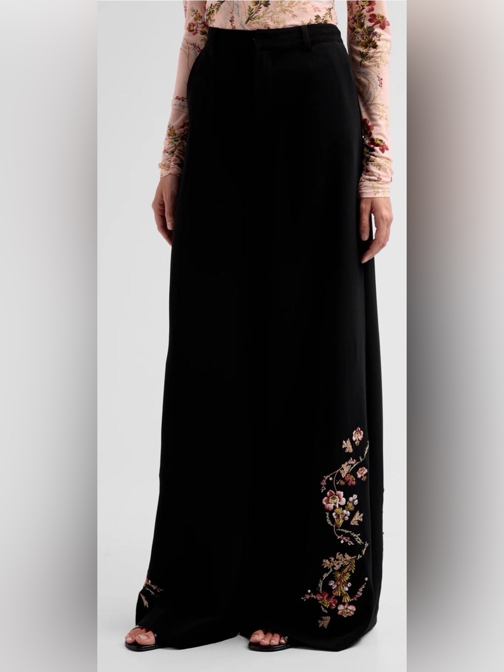Cinq @ Sept Rococo Embroidered Pants - Picture 7 of 16